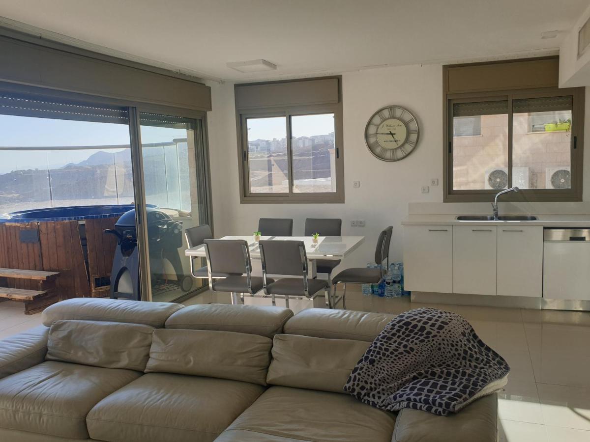 Luxury Exclusive Top Class Apartments Near The Sea With Pool Eilat Exteriör bild