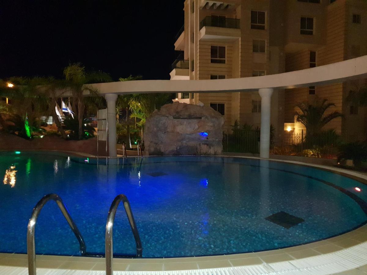 Luxury Exclusive Top Class Apartments Near The Sea With Pool Eilat Exteriör bild