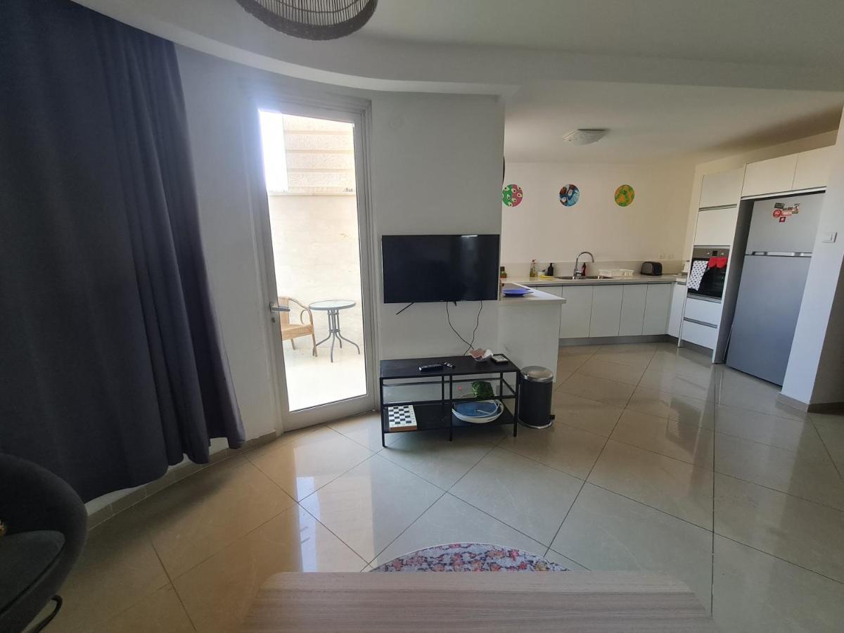 Luxury Exclusive Top Class Apartments Near The Sea With Pool Eilat Exteriör bild