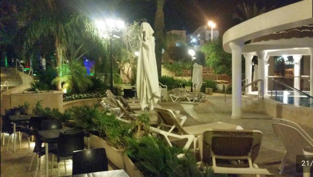 Luxury Exclusive Top Class Apartments Near The Sea With Pool Eilat Exteriör bild