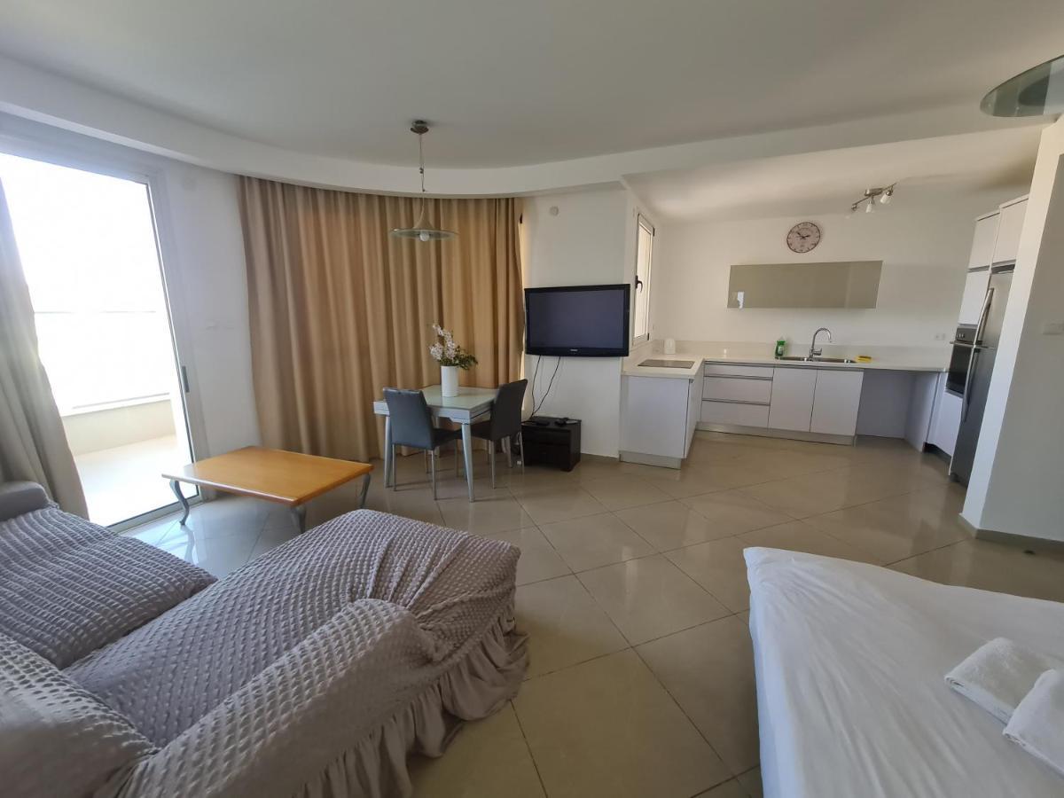 Luxury Exclusive Top Class Apartments Near The Sea With Pool Eilat Exteriör bild