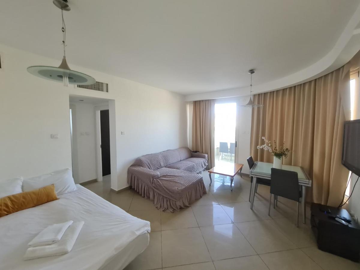 Luxury Exclusive Top Class Apartments Near The Sea With Pool Eilat Exteriör bild